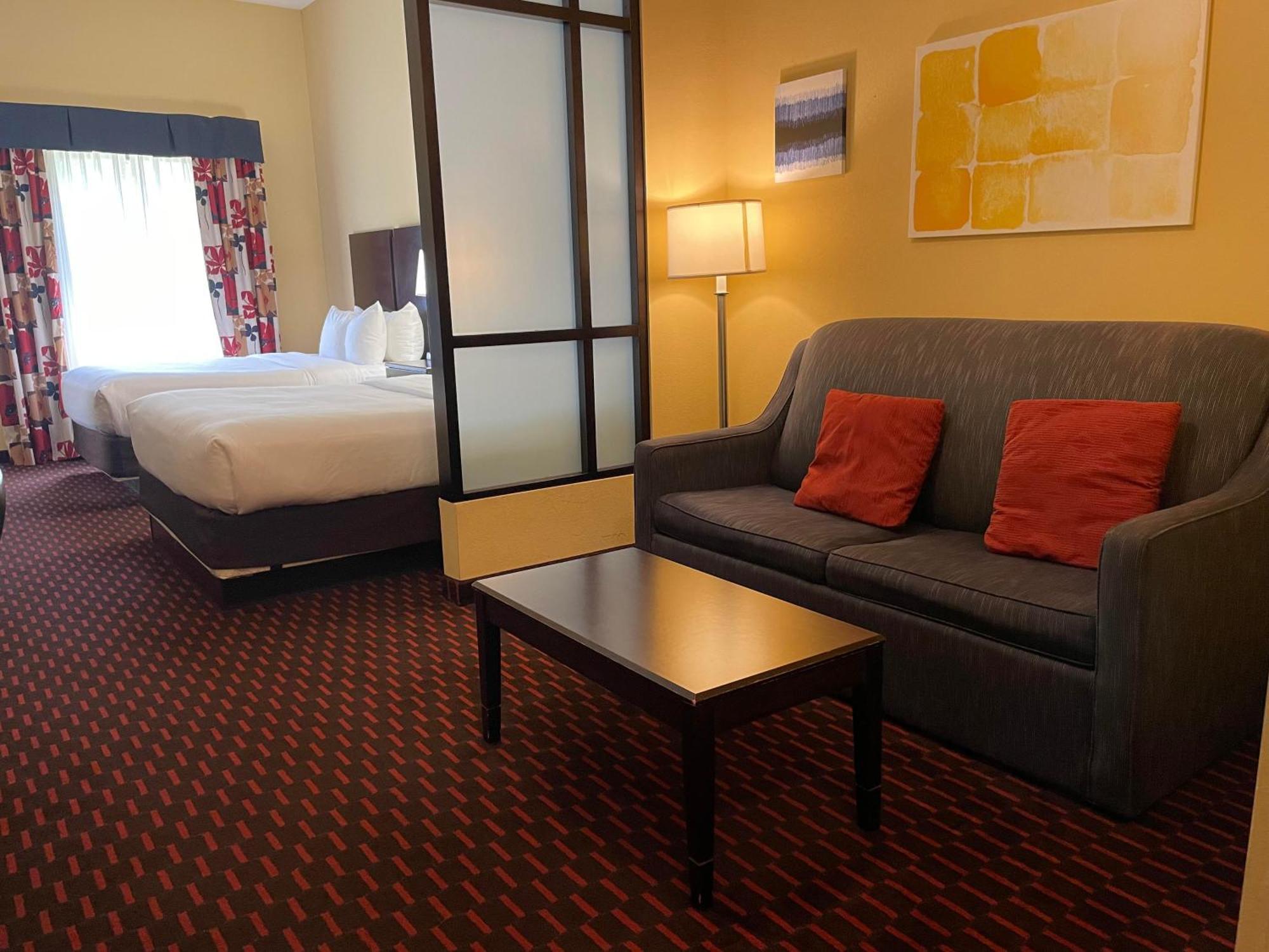 Comfort Suites Алтуна Экстерьер фото